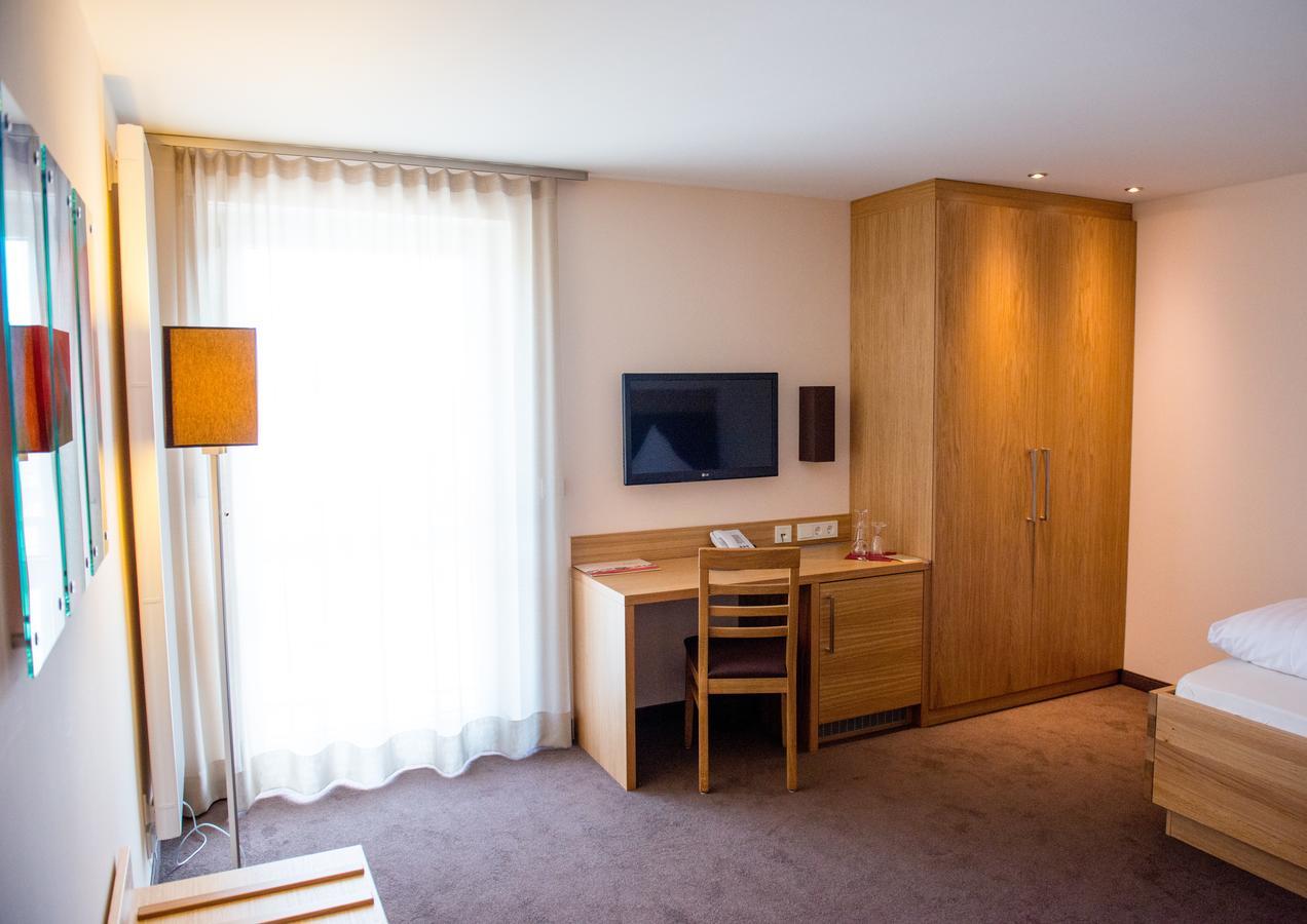 Wellnesshotel Zum Koch Ortenburg Экстерьер фото